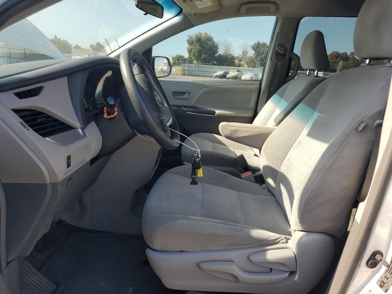 2015 Toyota Sienna VIN: 5TDZK3DC7FS686423 Lot: 62741265