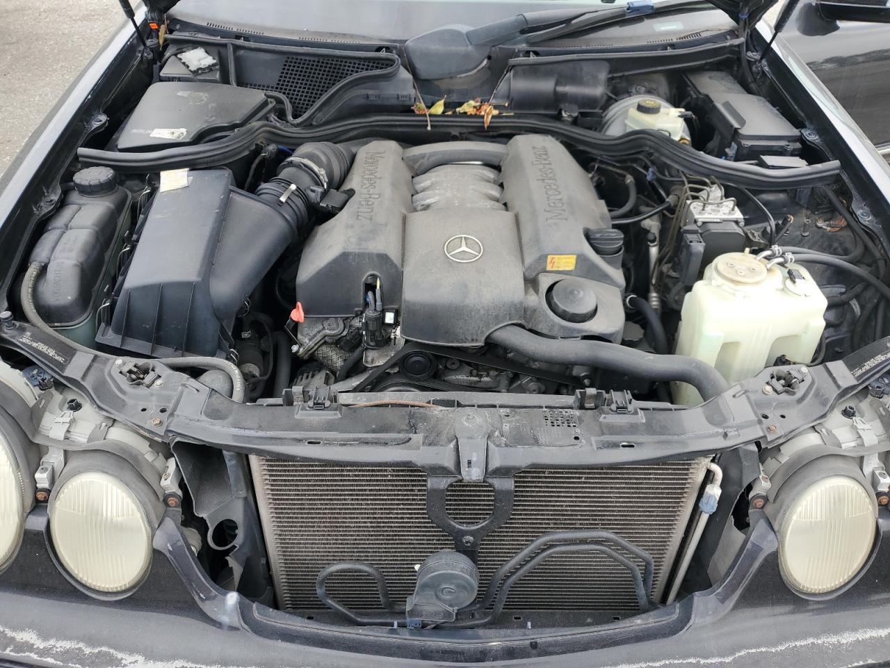 2000 Mercedes-Benz E 320 VIN: WDBJF65G9YA957873 Lot: 61720345