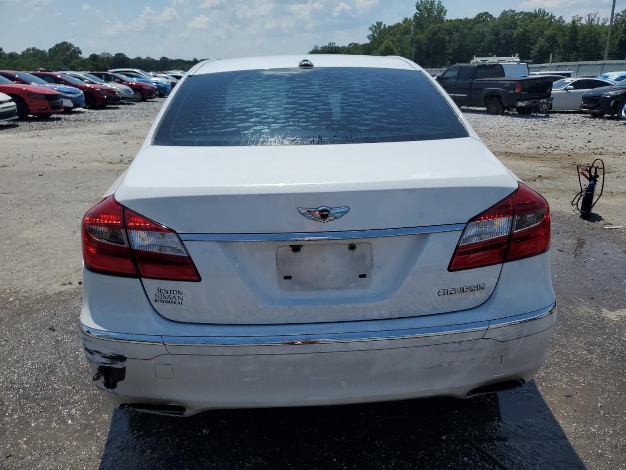 2014 Hyundai Genesis 3.8L VIN: KMHGC4DD5EU261775 Lot: 61387075