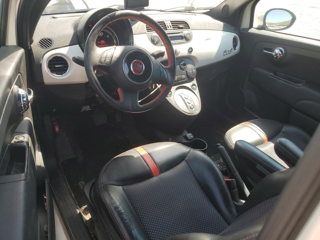 2015 Fiat 500 Electric VIN: 3C3CFFGE9FT522920 Lot: 62600915