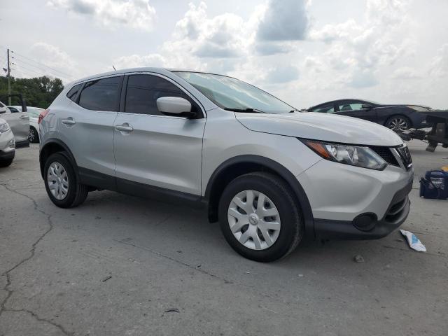 NISSAN ROGUE 2018 Серебристый