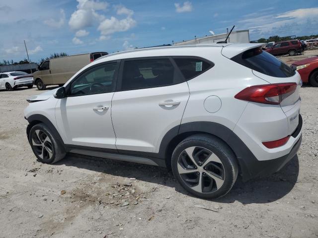  HYUNDAI TUCSON 2017 Белы