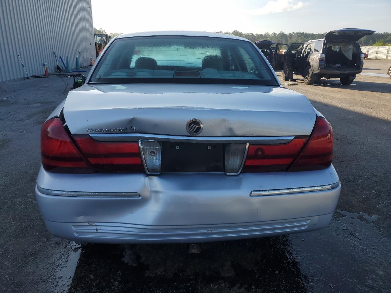 2003 Mercury Grand Marquis Gs VIN: 2MEFM74W03X644589 Lot: 61142285