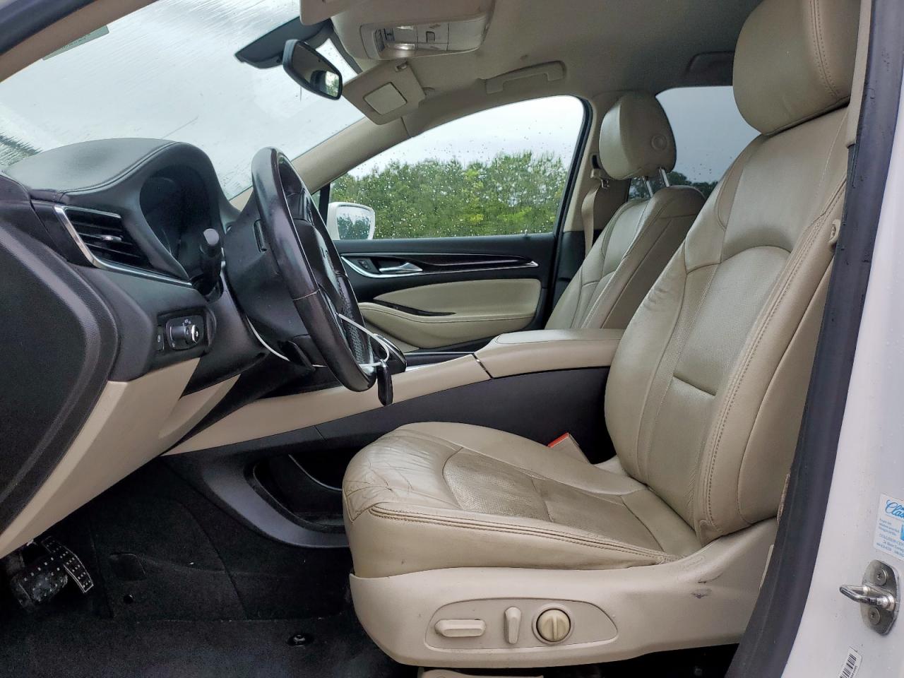 2018 Buick Enclave Essence VIN: 5GAERBKW8JJ280546 Lot: 60668175