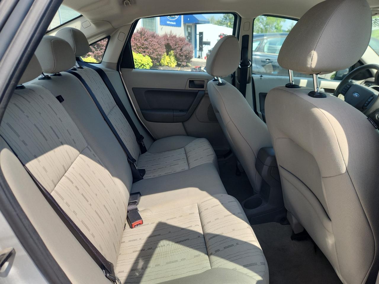 FORD FOCUS 2010 VIN 1FAHP3FN3AW172143 фото 10