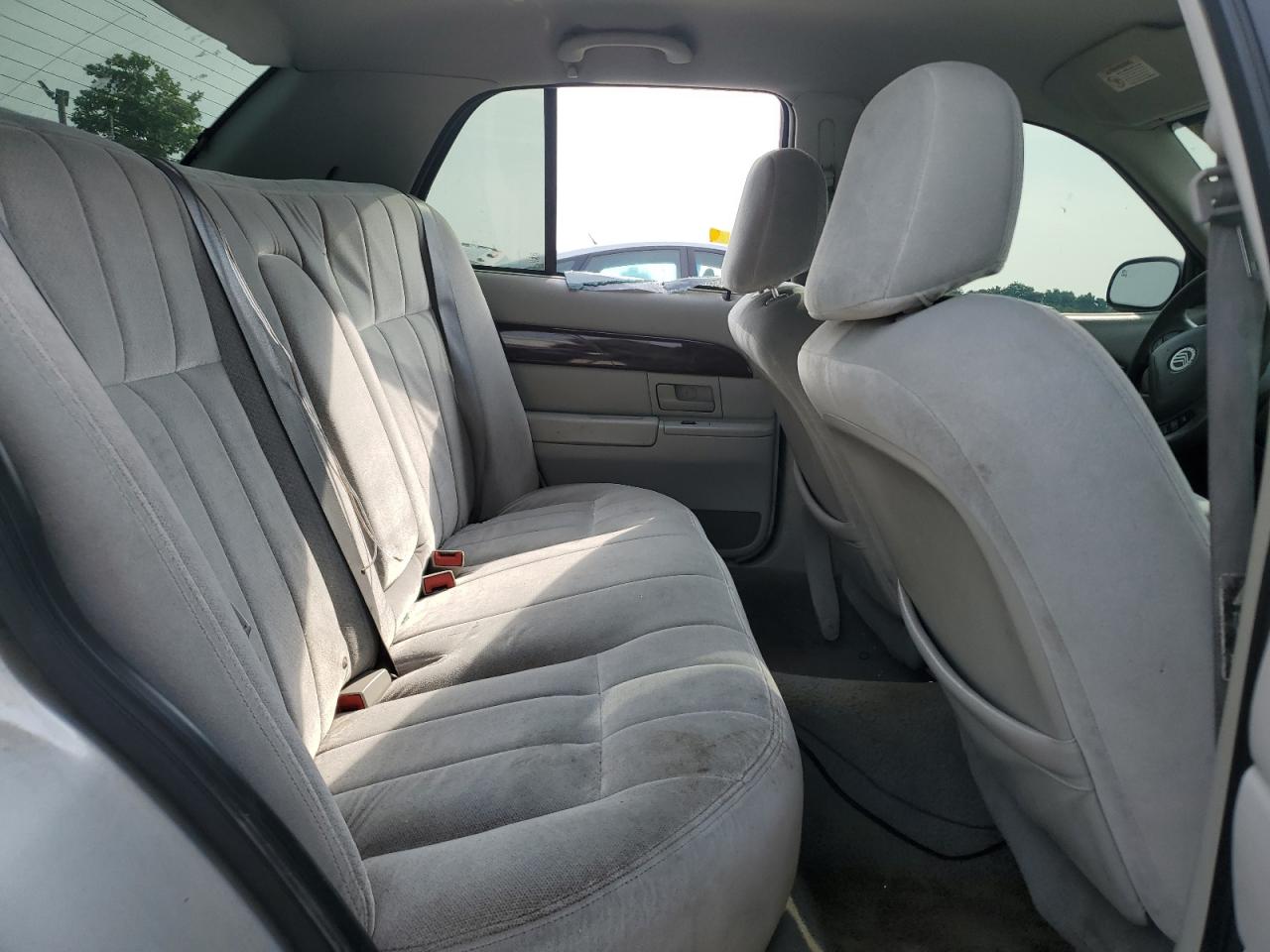 2003 Mercury Grand Marquis Gs VIN: 2MEFM74W53X680858 Lot: 60624475