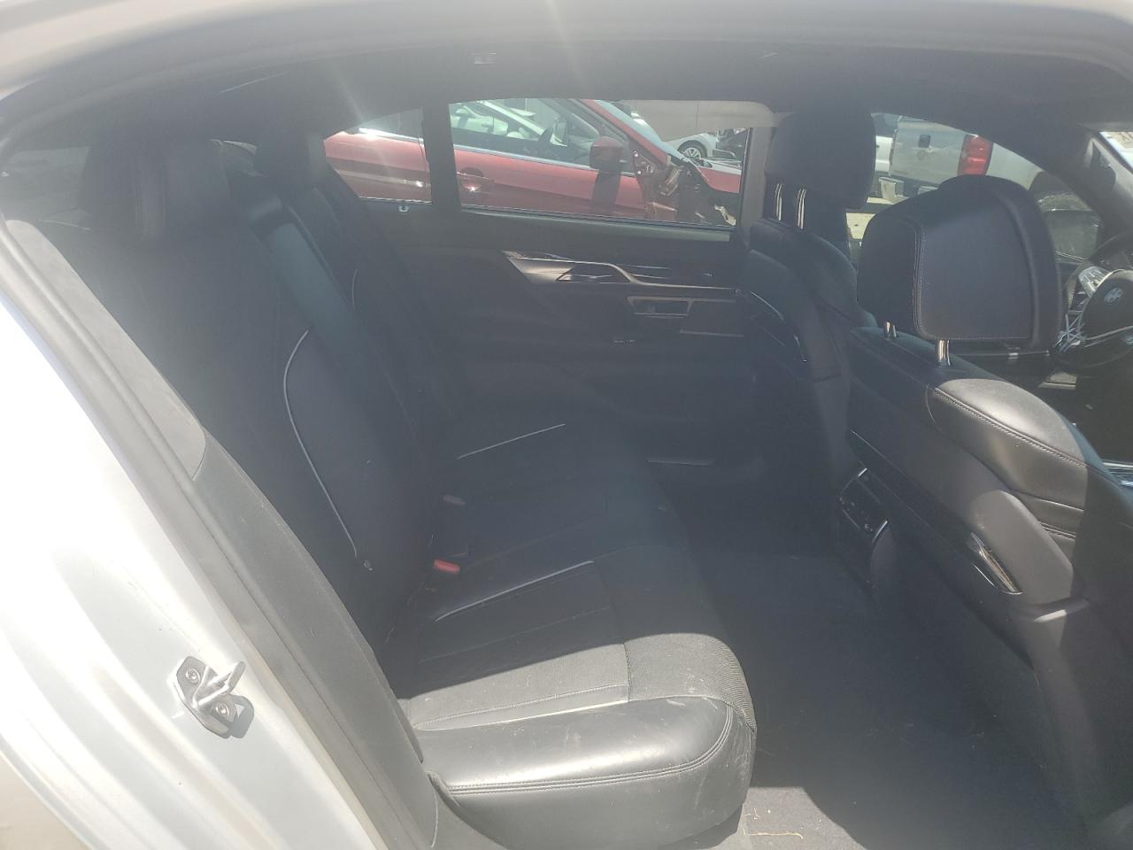 2016 BMW 750 Xi VIN: WBA7F2C59GG417311 Lot: 61777655