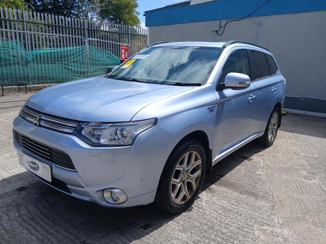 MITSUBISHI OUTLANDER 2014