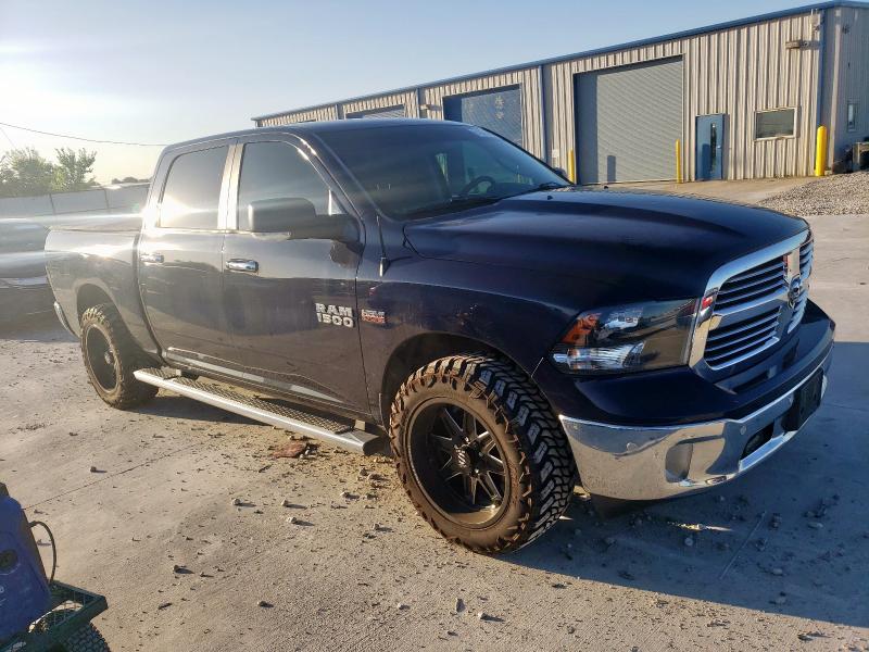  RAM 1500 2016 Granatowy