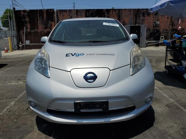  NISSAN LEAF 2016 Серебристый