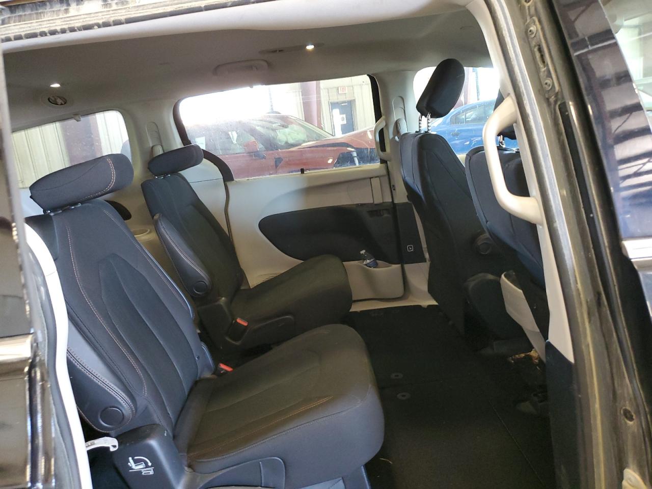 2020 Chrysler Pacifica Touring VIN: 2C4RC1FGXLR228980 Lot: 62101365