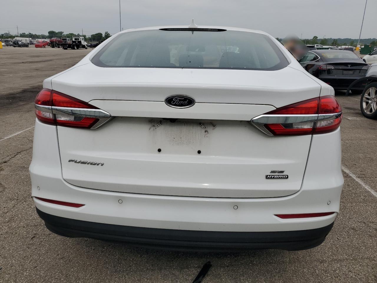 2020 Ford Fusion Se VIN: 3FA6P0LU2LR119103 Lot: 55085225