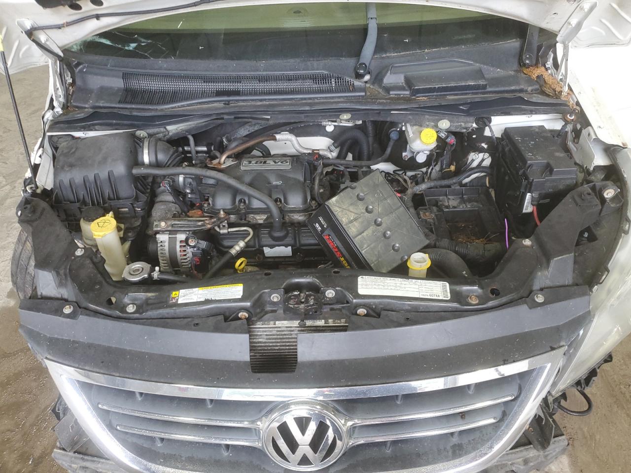 2009 Volkswagen Routan Se VIN: 2V8HW34179R598990 Lot: 61133635