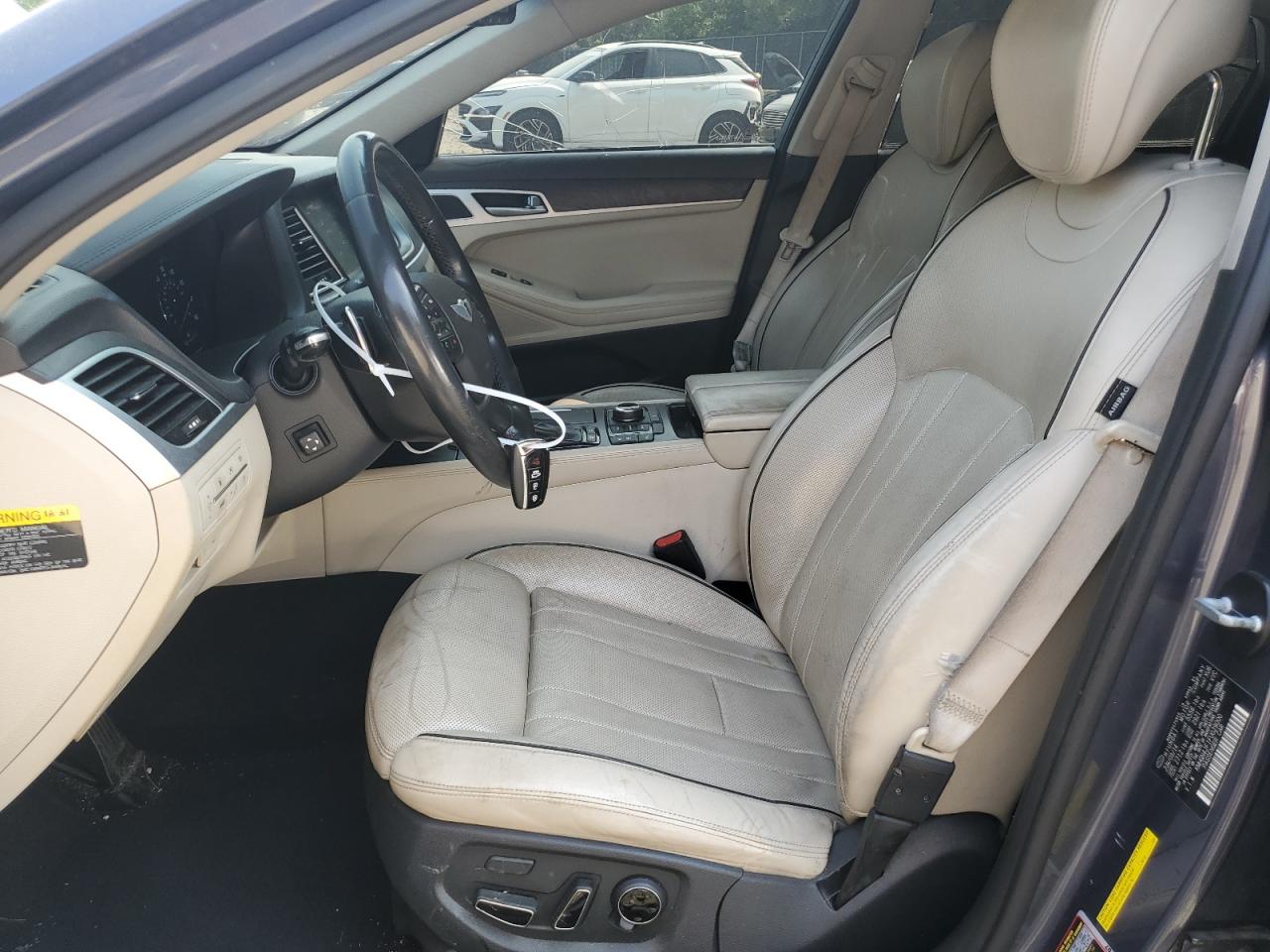 2015 Hyundai Genesis 5.0L VIN: KMHGN4JF1FU029000 Lot: 59061725