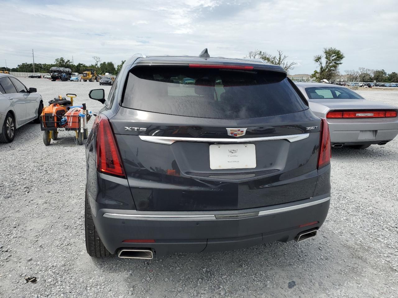 2022 Cadillac Xt5 Luxury VIN: 1GYKNAR4XNZ137837 Lot: 63096025