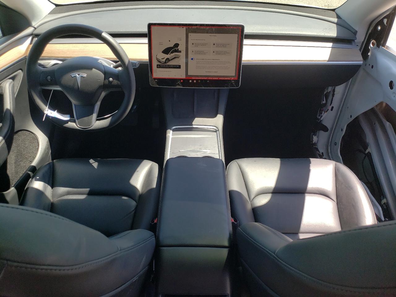 2023 Tesla Model Y VIN: 7SAYGDEE0PF637947 Lot: 61927575