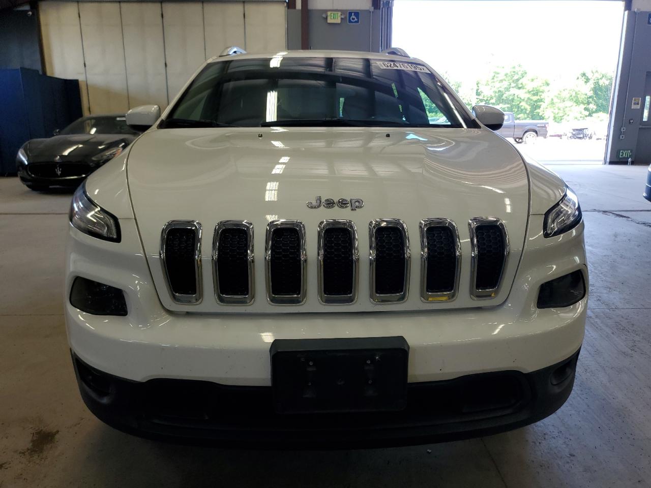JEEP GRAND CHER 2017 VIN 1C4PJLCB9HW667975 zdjęcie 5
