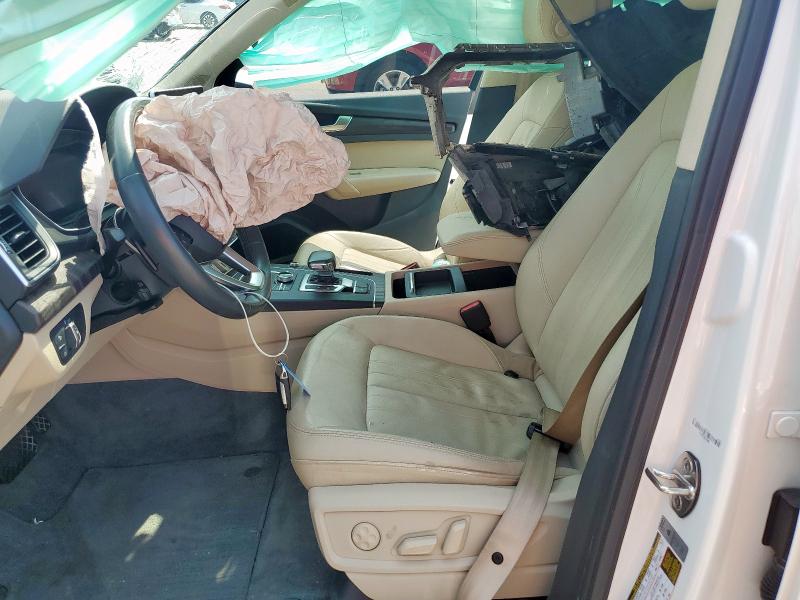  AUDI Q5 2018 Белы