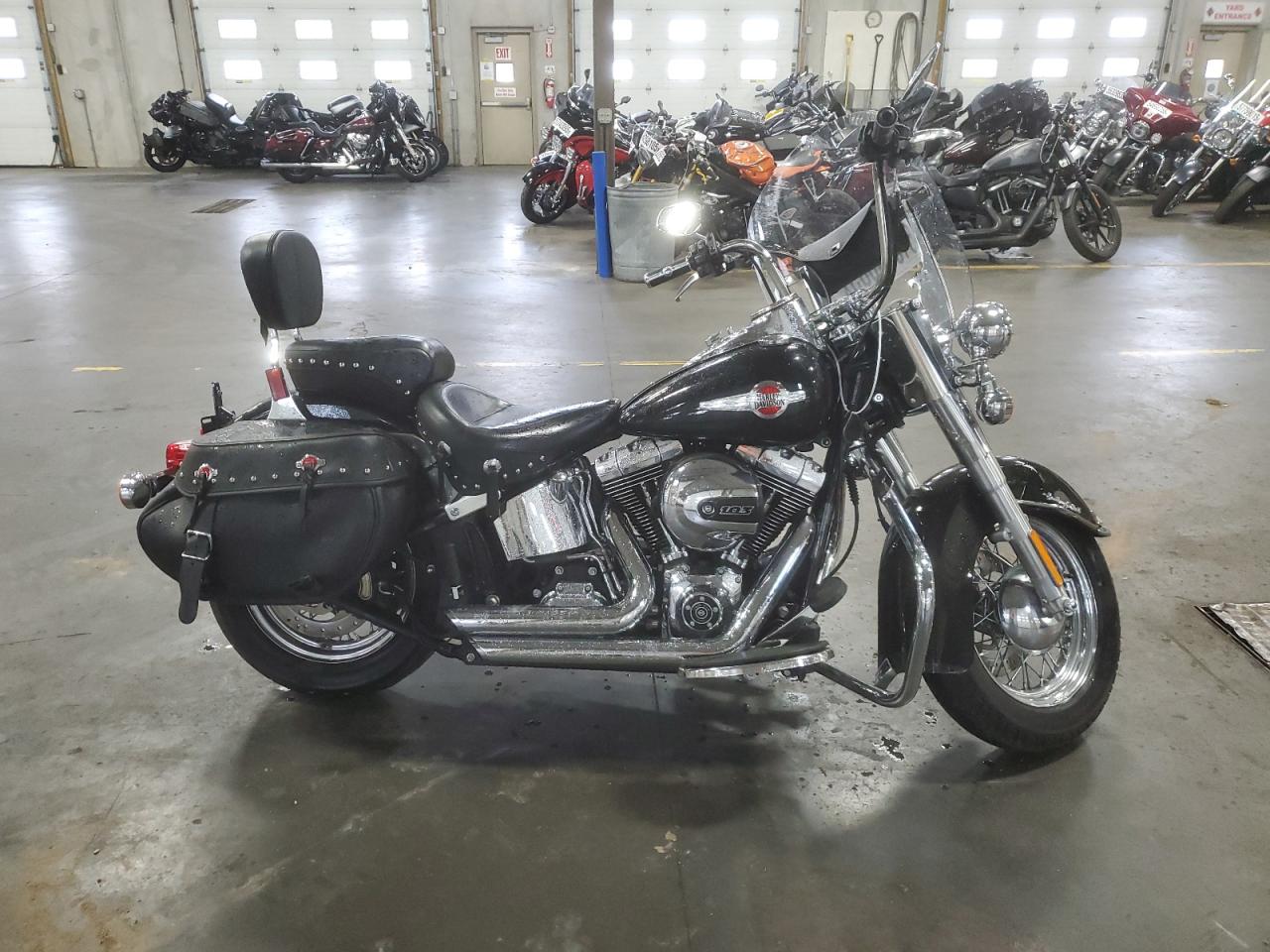 2017 Harley-Davidson Flstc Heritage Softail Classic იყიდება Ham Lake-ში, MN - Front End