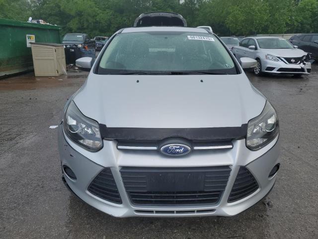 Sedans FORD FOCUS 2014 Silver