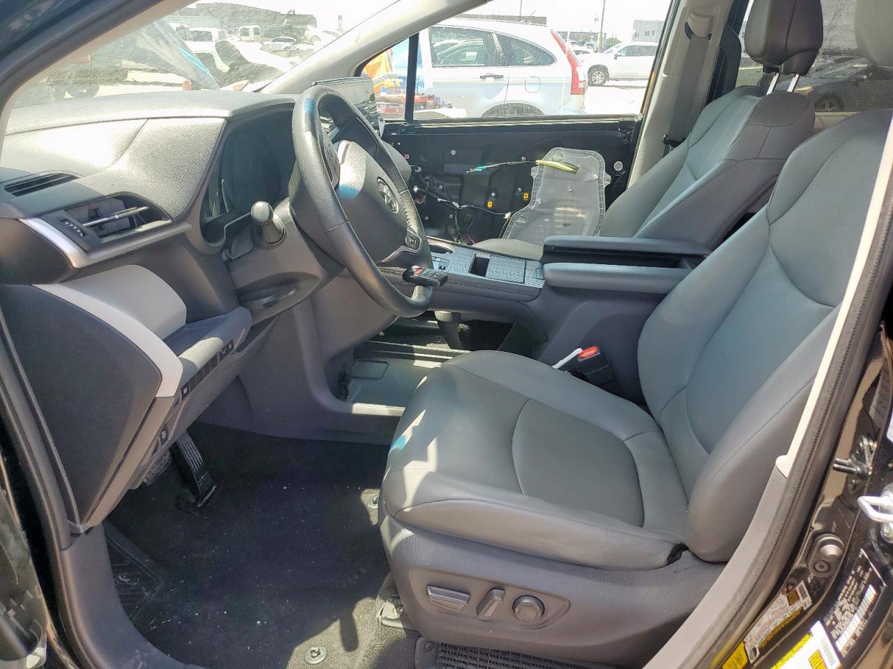 2021 Toyota Sienna Xle VIN: 5TDYRKEC7MS011118 Lot: 62572365
