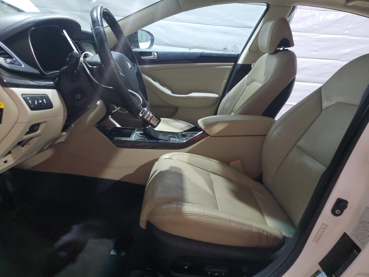 2015 Kia Cadenza Premium VIN: KNALN4D73F5194240 Lot: 60278985