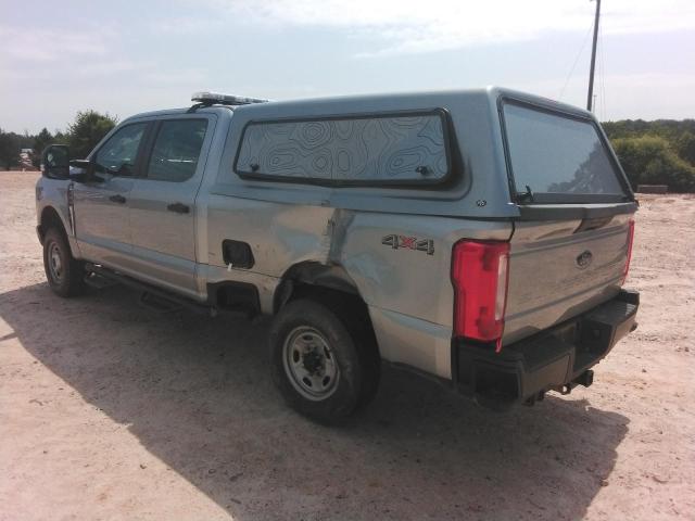  FORD F250 2024 Srebrny