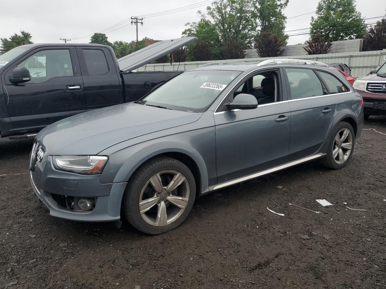 2013 Audi A4 Allroad Premium Plus na sprzedaż w New Britain, CT - Front End