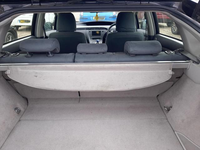 2011 TOYOTA PRIUS T SP