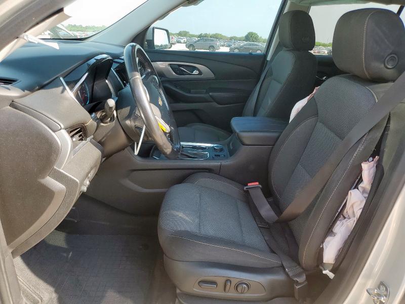  CHEVROLET TRAVERSE 2021 Серебристый