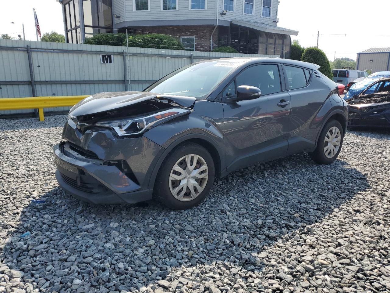 NMTKHMBXXKR091697 TOYOTA C-HR Photo 1