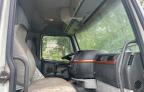 2005 VOLVO VHD    à vendre chez Copart MA - NORTH BOSTON