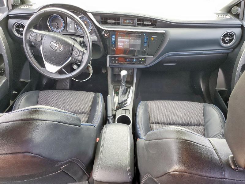  TOYOTA COROLLA 2017 Вугільний