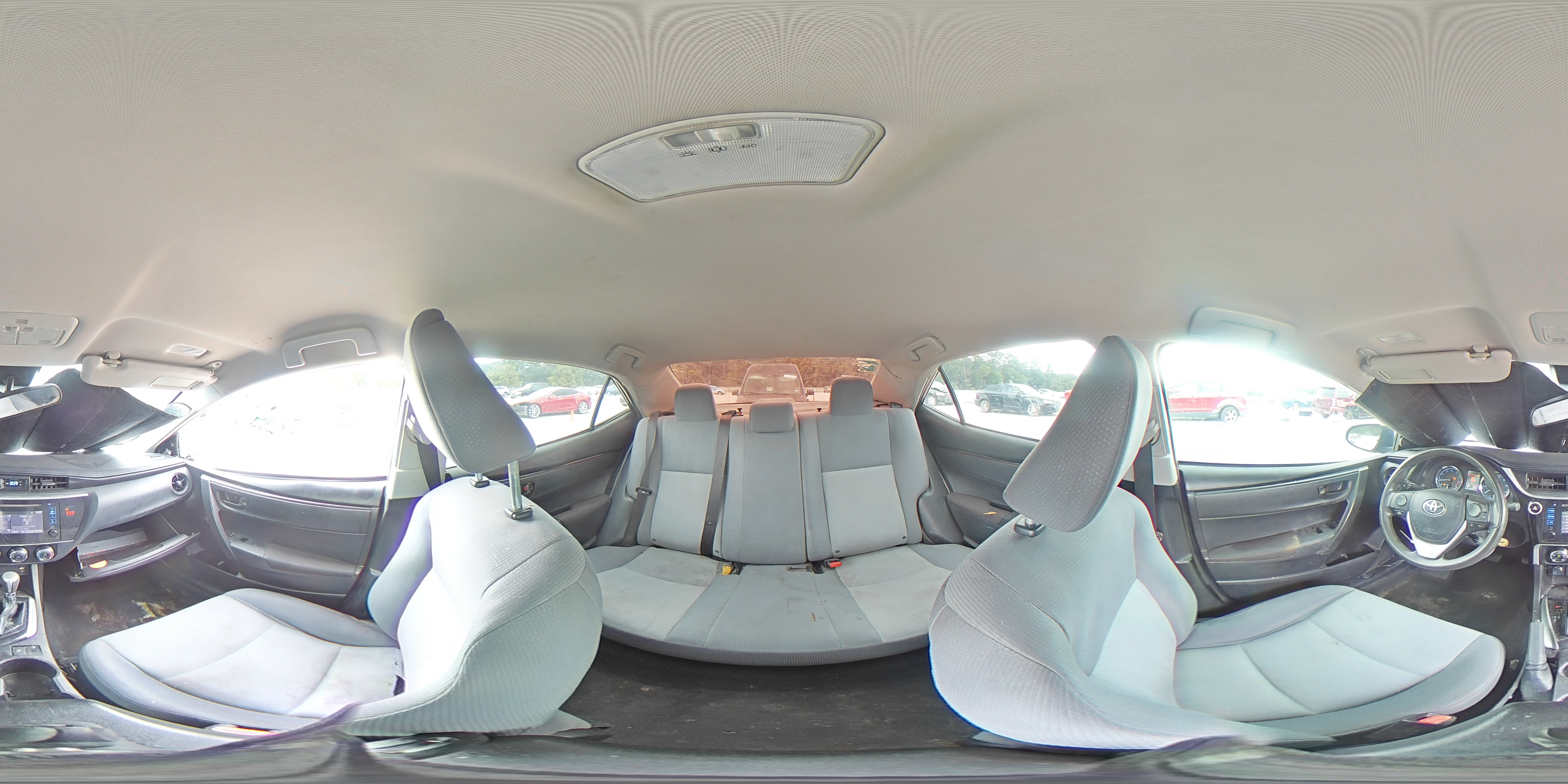 2018 Toyota Corolla L VIN: 5YFBURHE4JP773255 Lot: 62184345