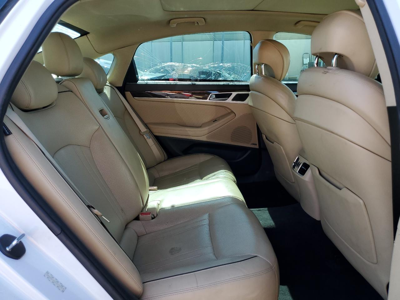 2015 Hyundai Genesis 3.8L VIN: KMHGN4JEXFU017015 Lot: 62529275