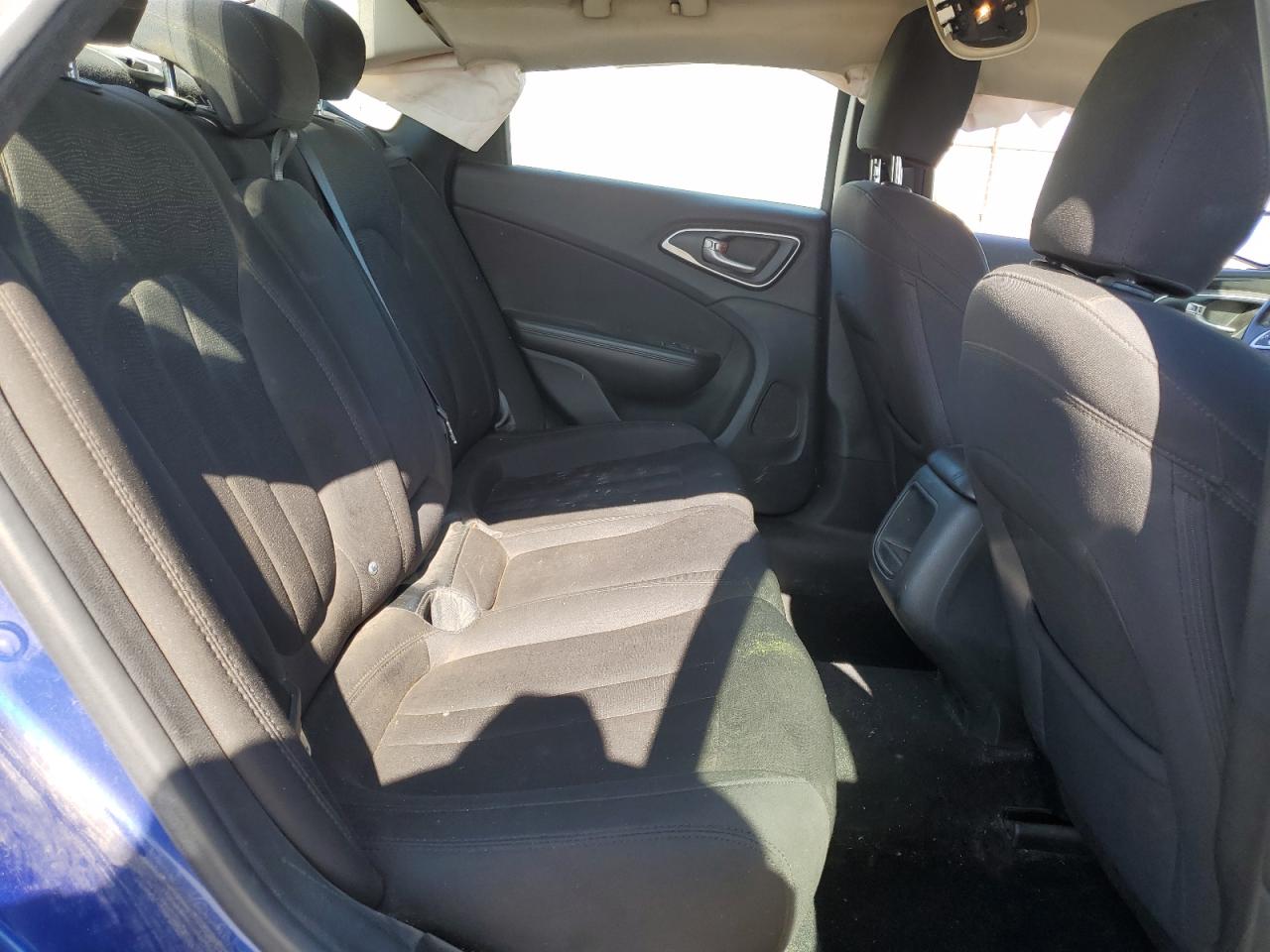 2015 Chrysler 200 Limited VIN: 1C3CCCAB2FN745807 Lot: 63023825
