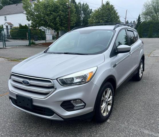 FORD ESCAPE 2018 Srebrny