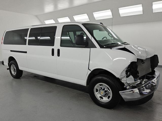  CHEVROLET EXPRESS 2024 Biały