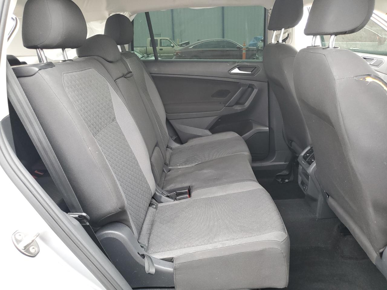 2019 Volkswagen Tiguan S VIN: 3VV1B7AX2KM195281 Lot: 62487125