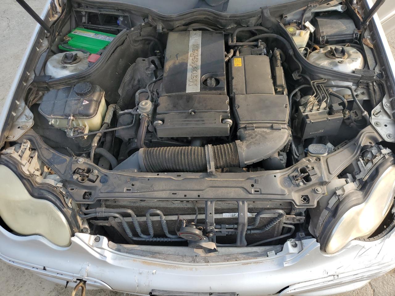 2005 Mercedes-Benz C 230K Sport Sedan VIN: WDBRF40J55A811122 Lot: 60617555