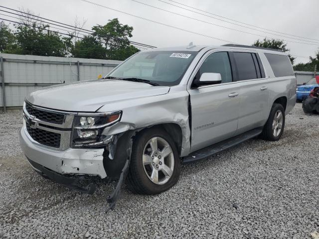  CHEVROLET SUBURBAN 2019 Серебристый