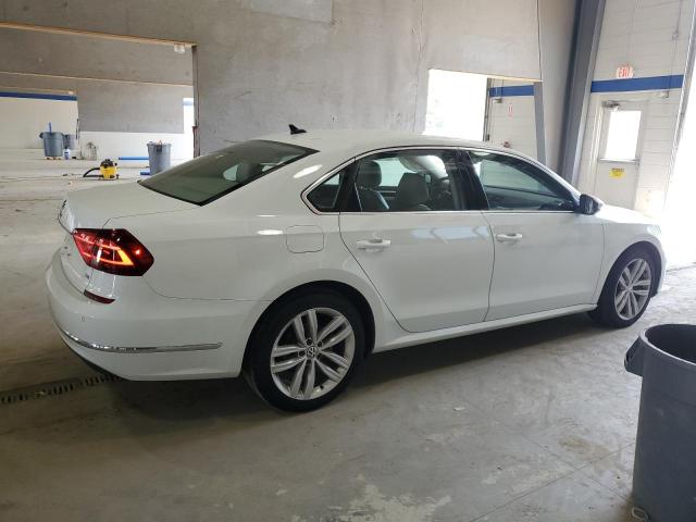  VOLKSWAGEN PASSAT 2018 Biały