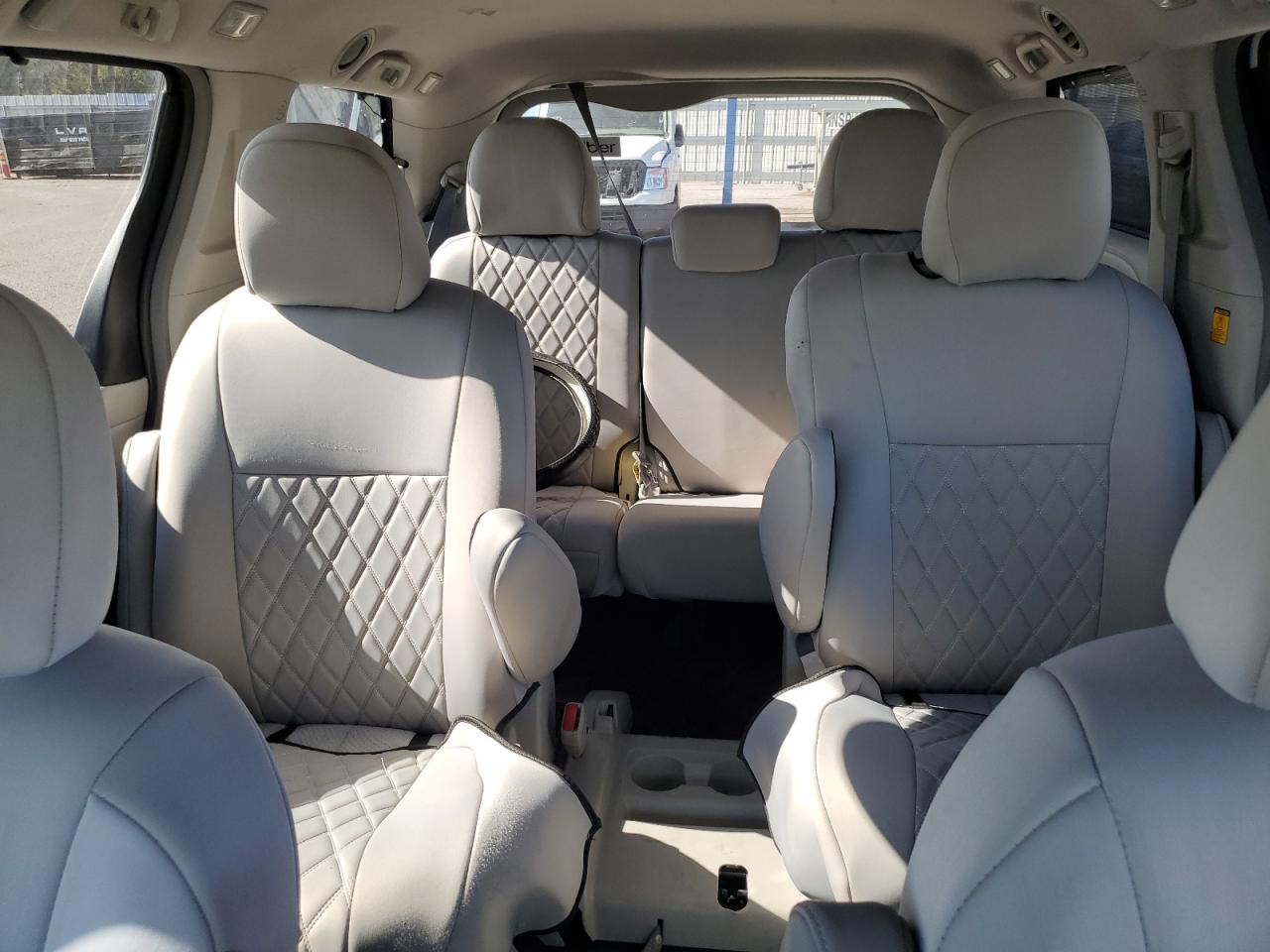 2011 Toyota Sienna Le VIN: 5TDKK3DC8BS121447 Lot: 62517105