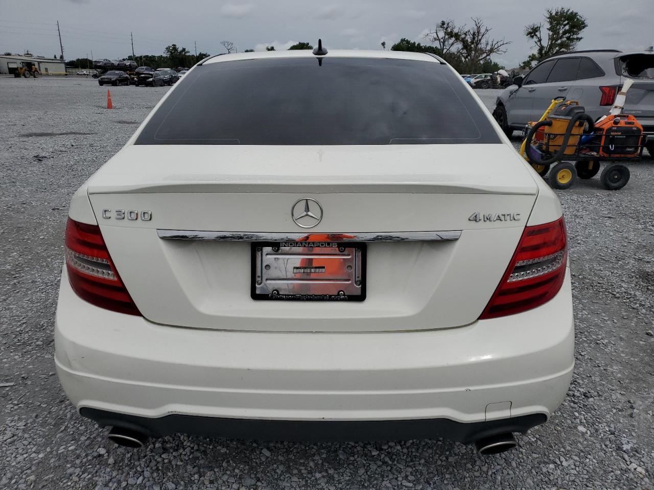 2012 Mercedes-Benz C 300 4Matic VIN: WDDGF8BB2CA640385 Lot: 63160735