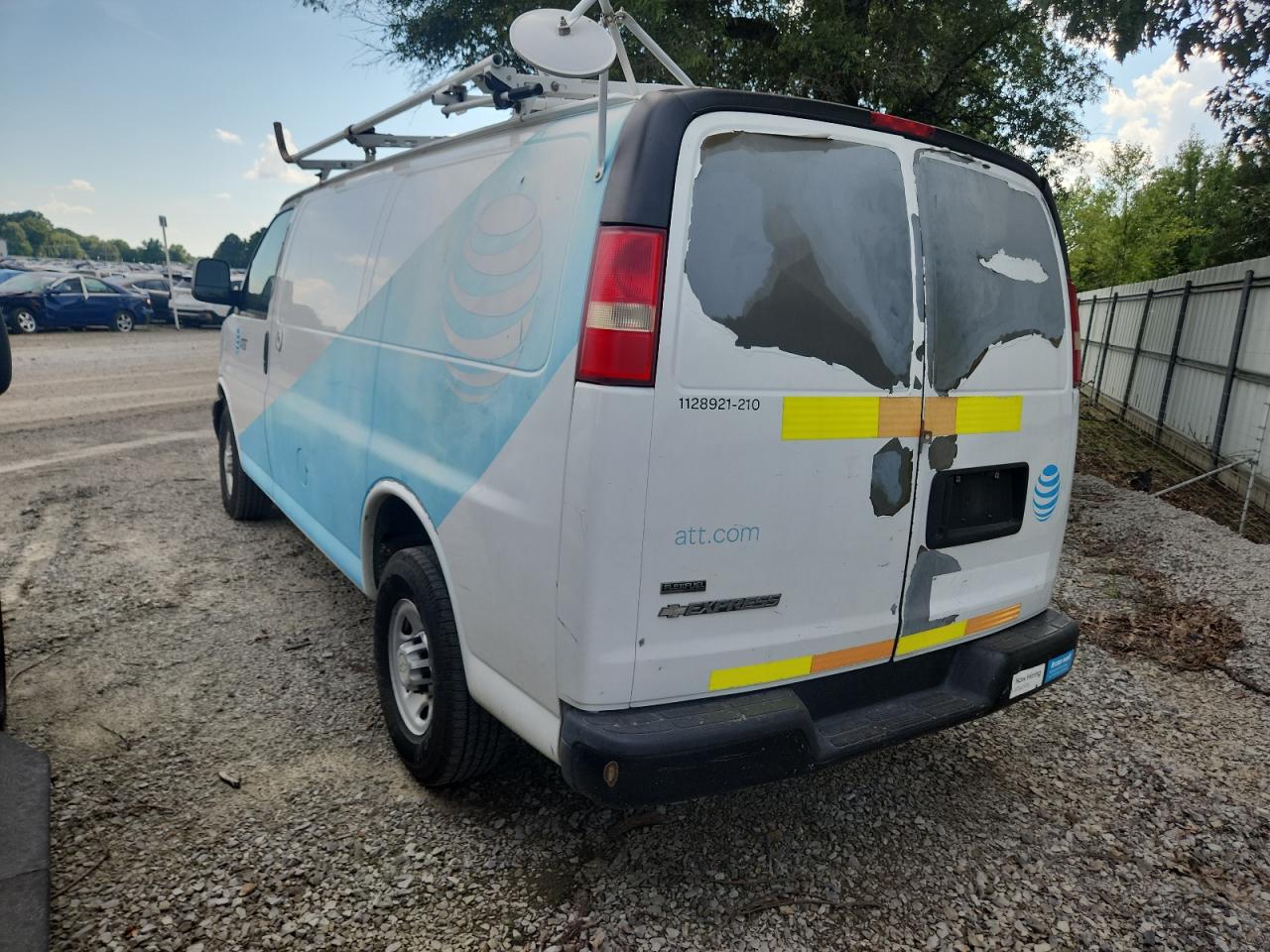 CHEVROLET EXPRESS 2010 VIN 1GCZGFBA4A1153987 zdjęcie 2