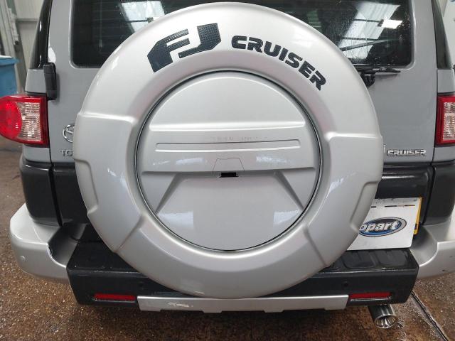 2014 TOYOTA FJ CRUISER