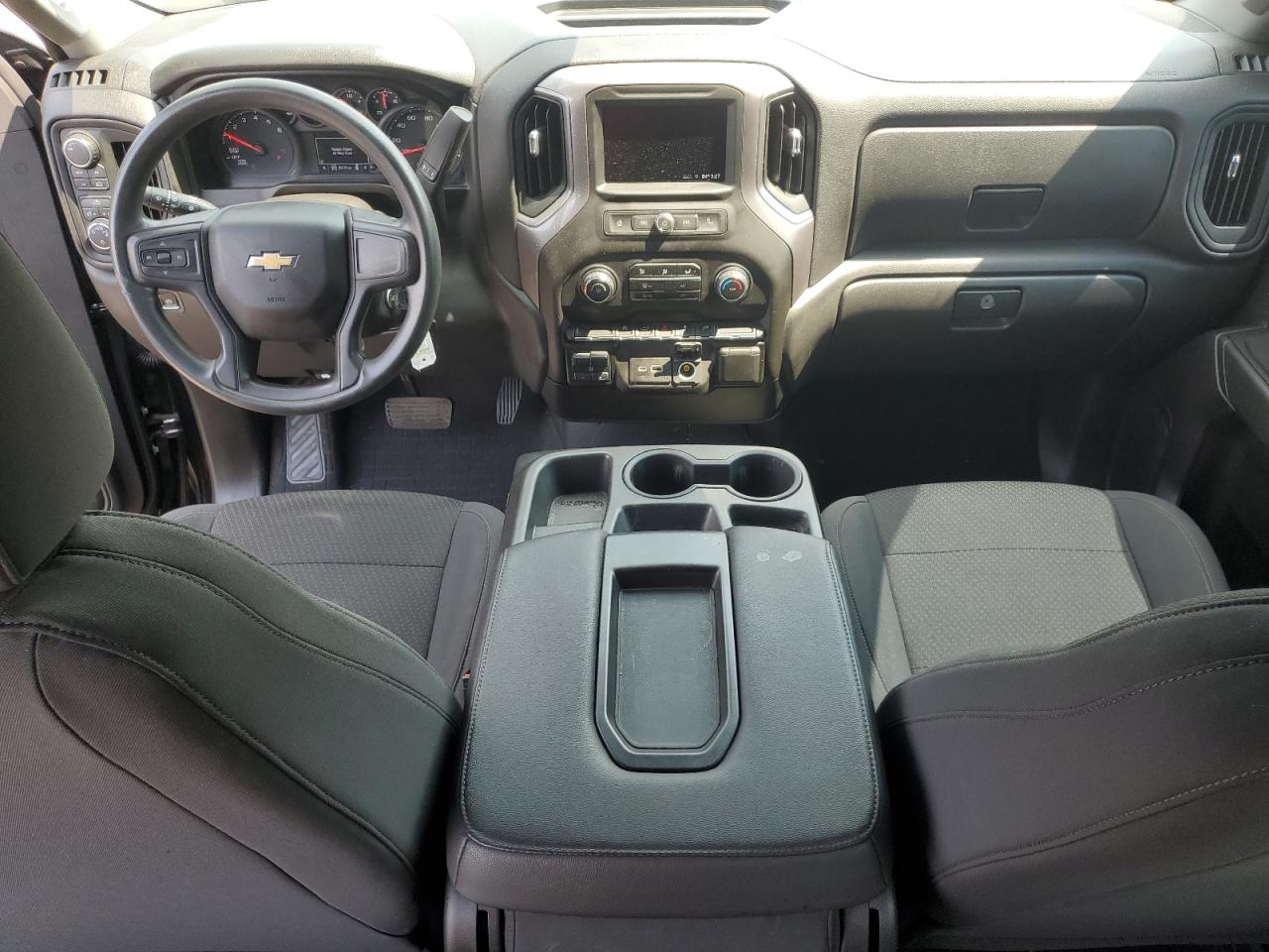 2021 Chevrolet Silverado K1500 Custom VIN: 3GCPYBEK4MG142527 Lot: 60066375