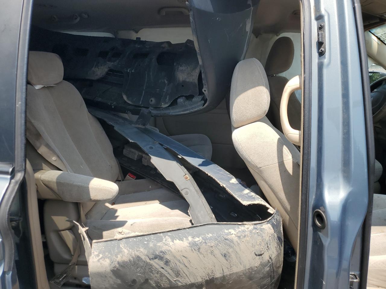 2006 Kia Sedona Ex VIN: KNDMB233666047018 Lot: 59697915