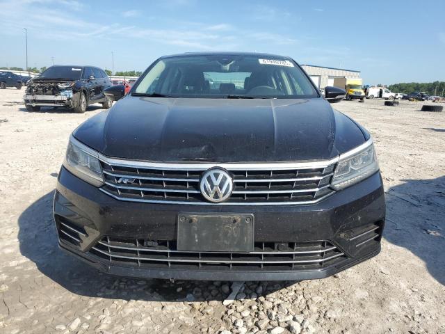  VOLKSWAGEN PASSAT 2019 Черный