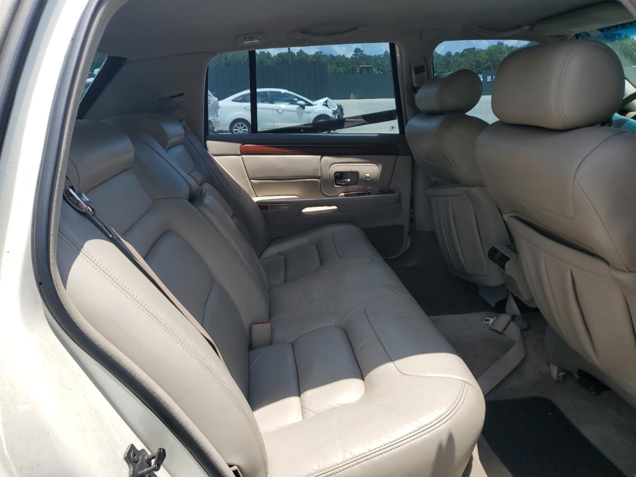 1999 Cadillac Deville VIN: 1G6KD54Y9XU743059 Lot: 61805085